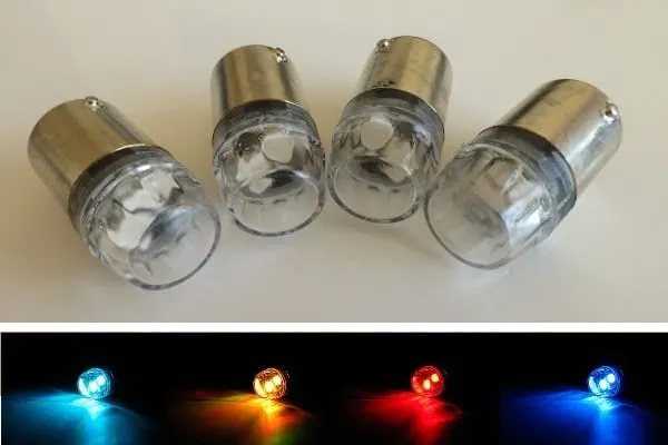 Kit ampoules LED Stage6 : changez facilement la couleur de vos clignotants !