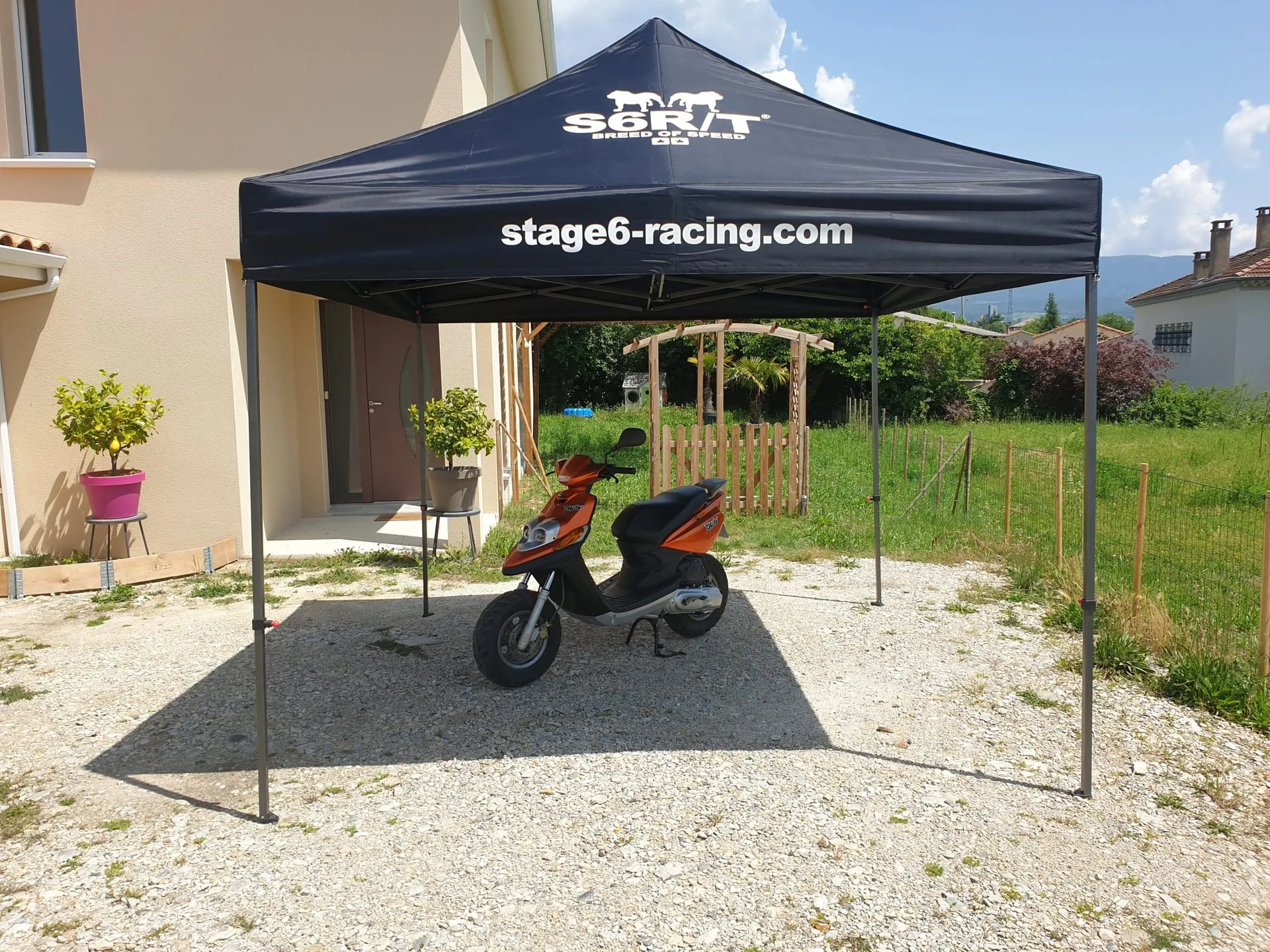Tente Paddock Stage6 : le barnum 3×3 idéal !