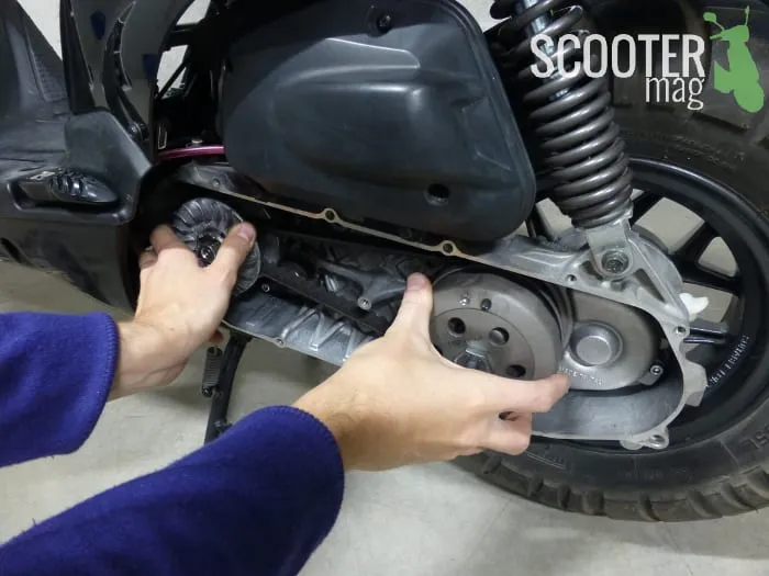 bloque-piston-variateur-scooter-50