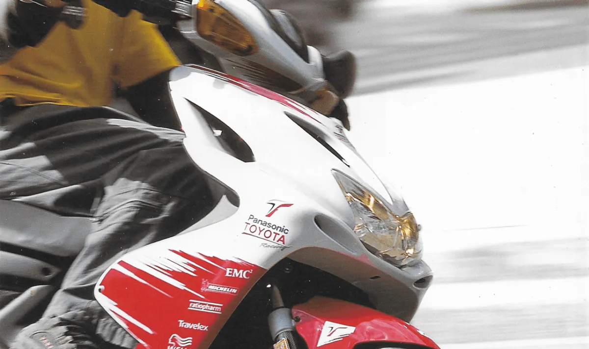 Yamaha Aerox R Toyota Racing de 2003 – Brochure