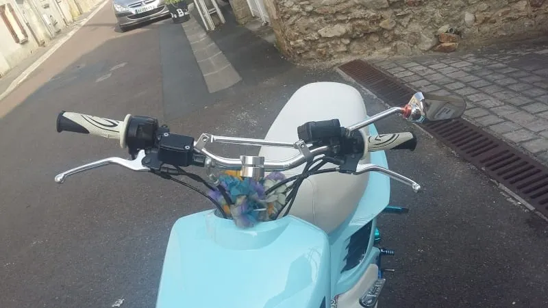 Guidon et potence de VTT scooter : quels modèles choisir ?