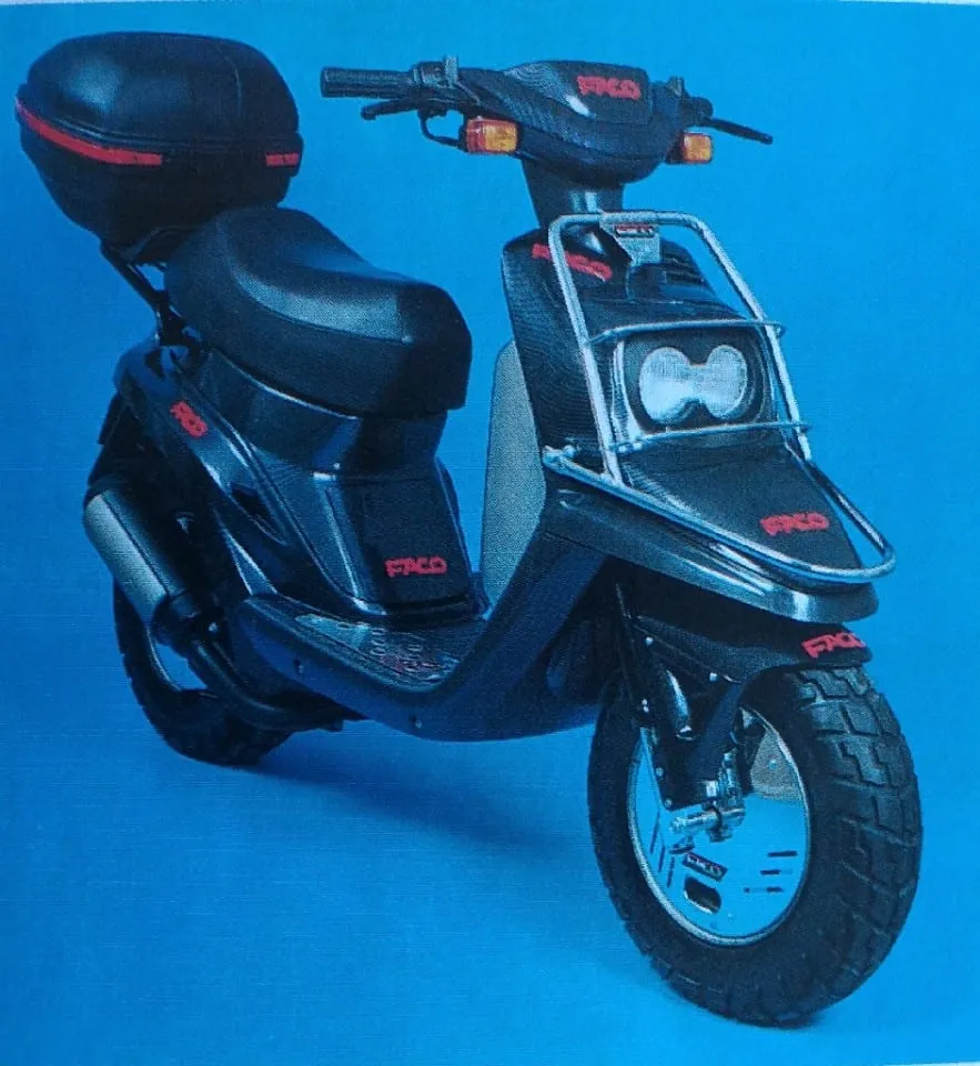Photos MBK Booster et YAMAHA BW’s d’époque