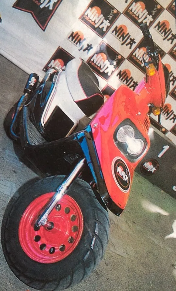 Photos MBK Booster et YAMAHA BW’s d’époque