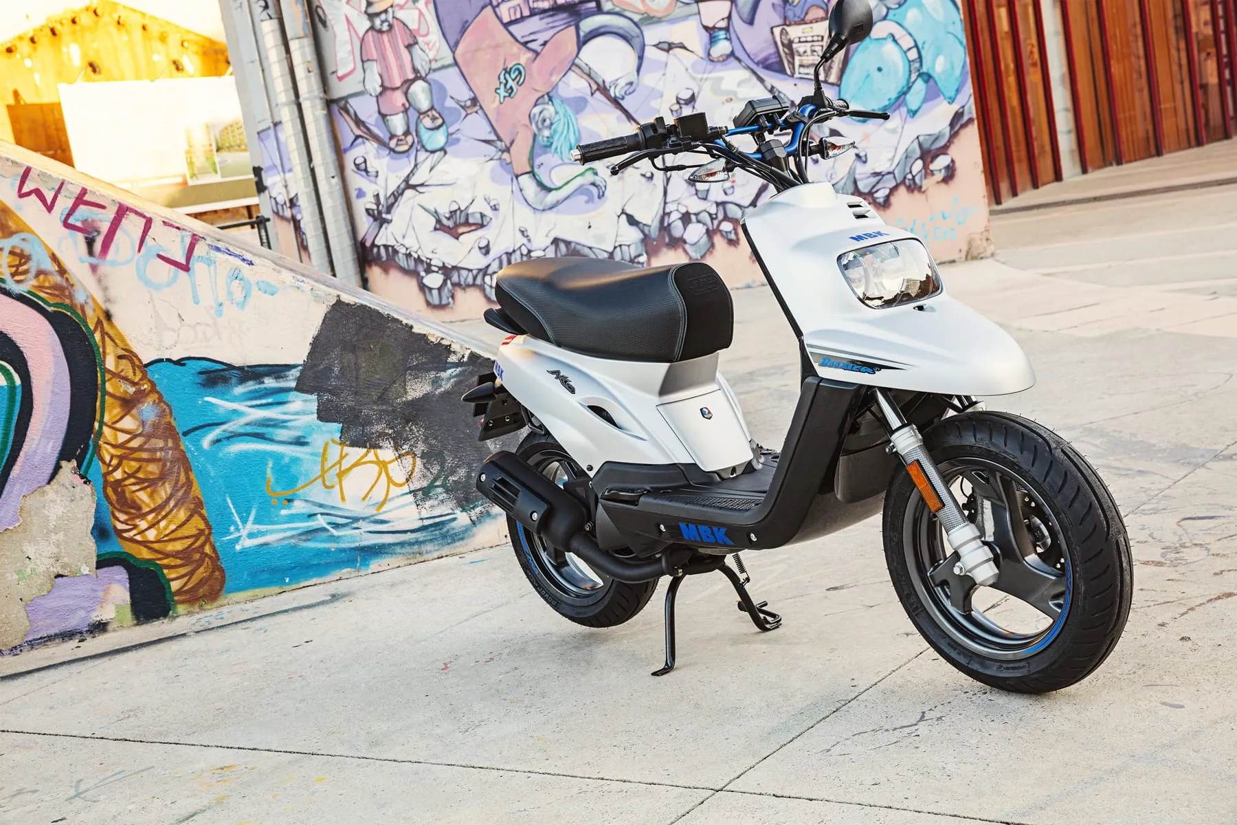 Booster Spirit : le scooter star par MBK
