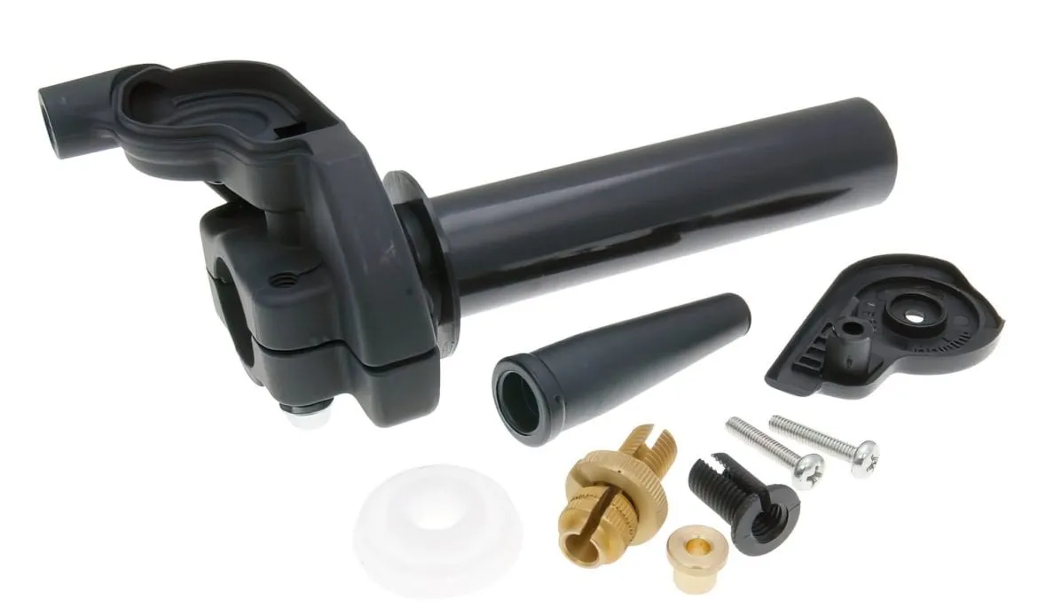 Booster black and gold partenaire de Scooter Mag et Maxiscoot