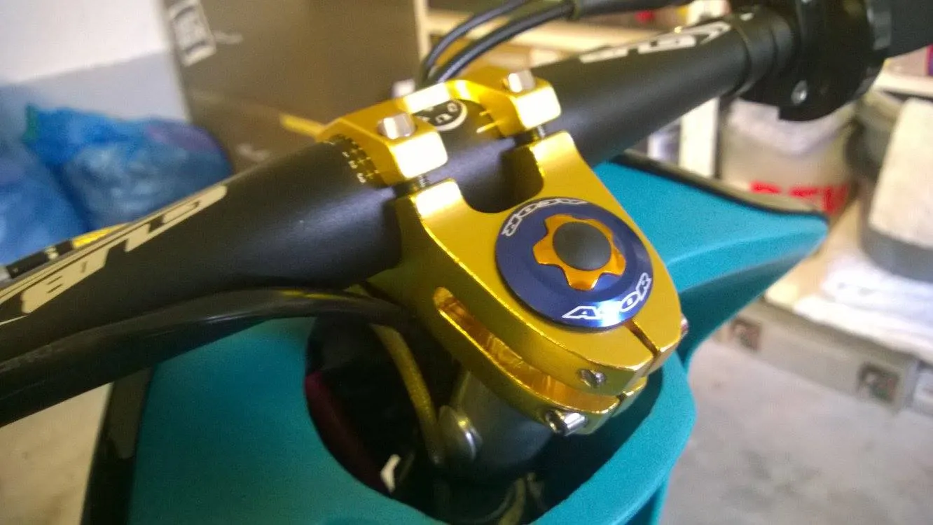 Guidon et potence de VTT scooter : quels modèles choisir ?