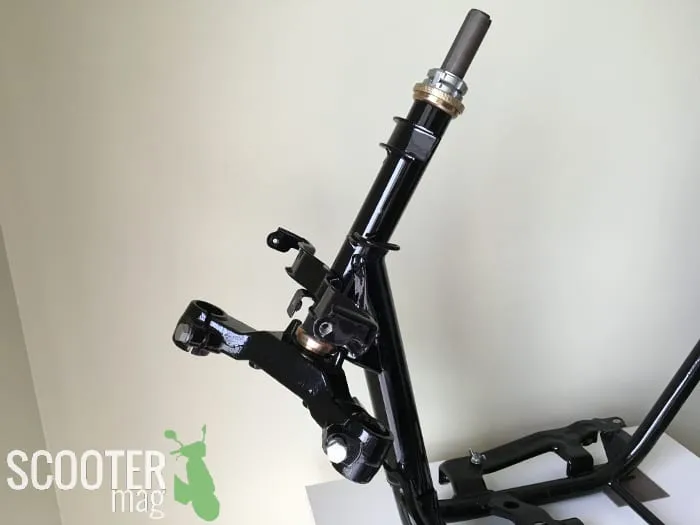 remplacer-roulement-fourche-booster